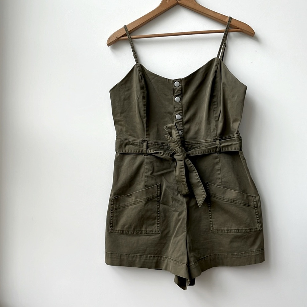 Garage Olive Green Romper Jumpsuit shorts Size M